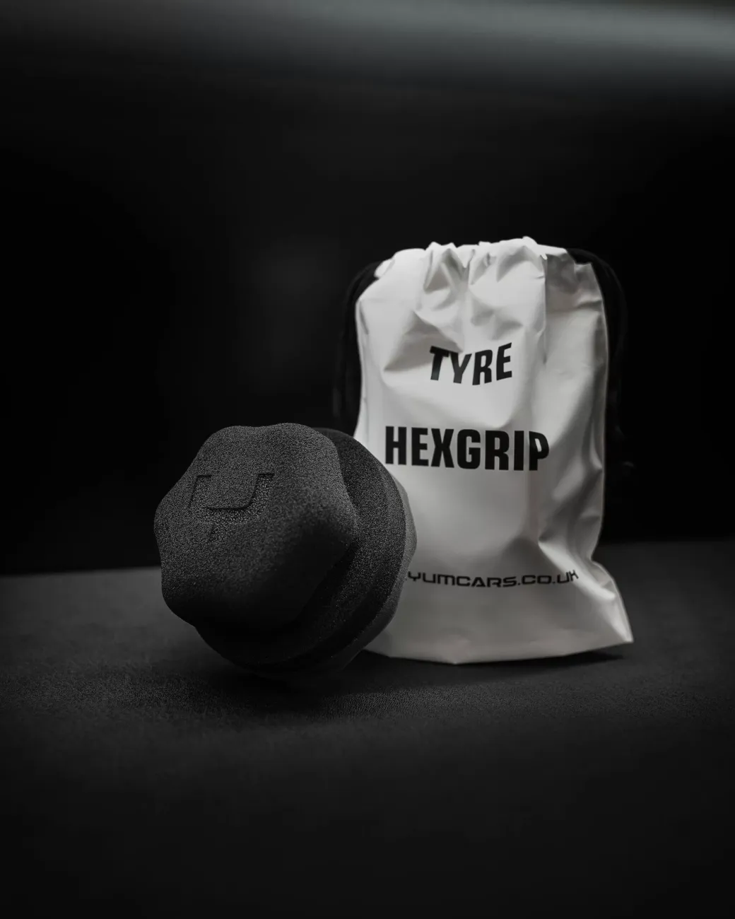 YUM Mini tyre HexGrip Applicator - Image 1