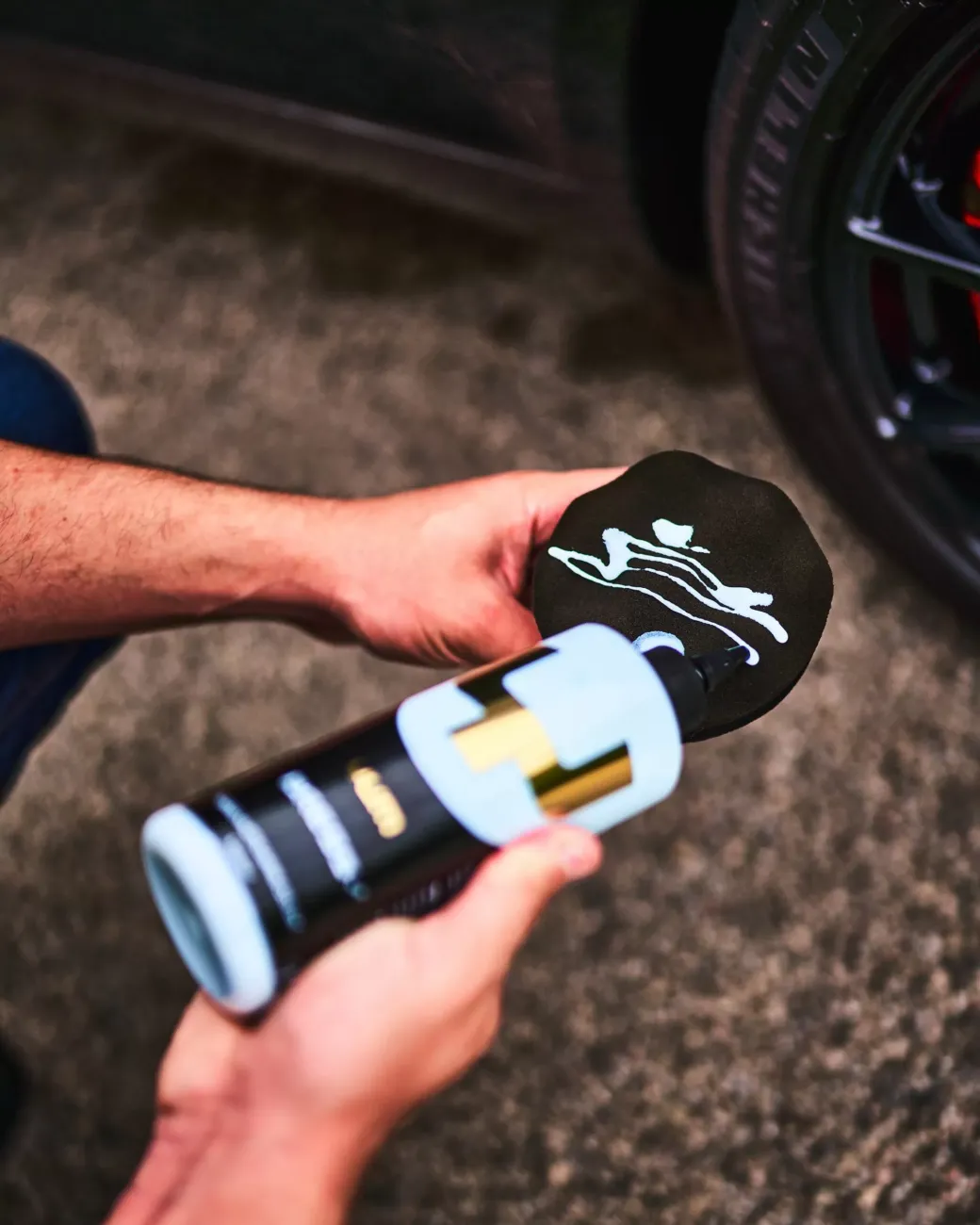 YUM Mini tyre HexGrip Applicator - Image 2